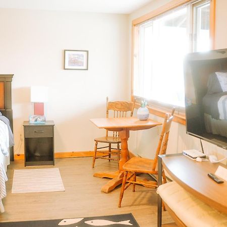 The Water'S Edge Inn & Gallery Baddeck Luaran gambar