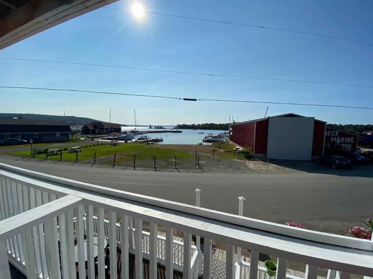 The Water'S Edge Inn & Gallery Baddeck Luaran gambar