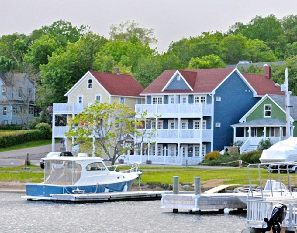 The Water'S Edge Inn & Gallery Baddeck Luaran gambar